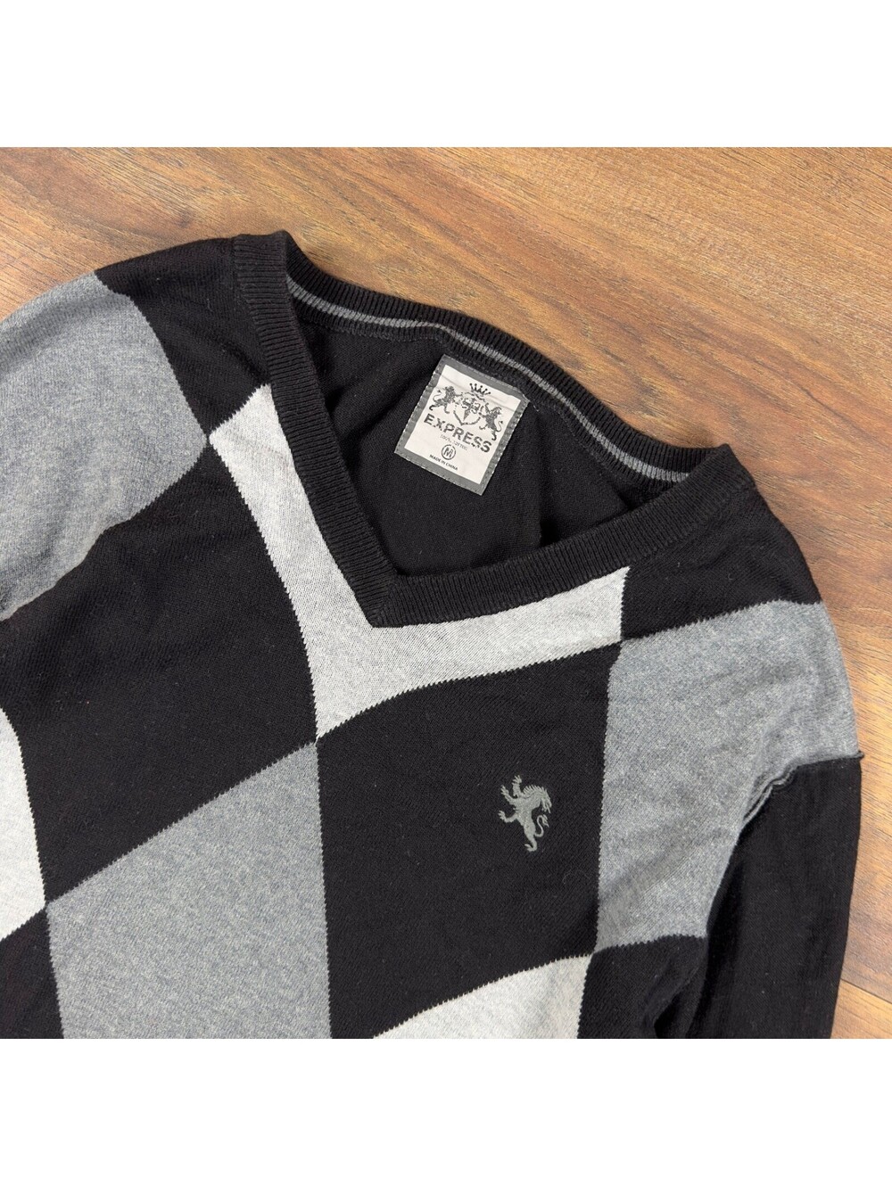 Y2K Express Argyle V-Neck Sweater Mens M Black Grey Knit